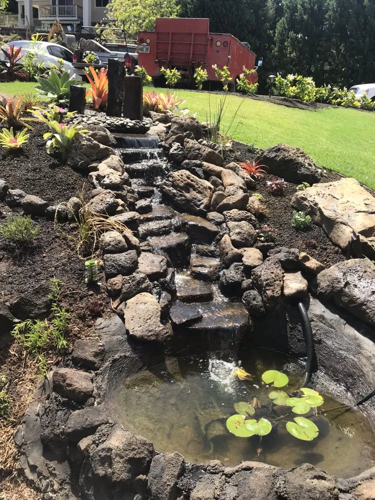 Professional garden landscaping in Kailua, HI by The Yard Guy