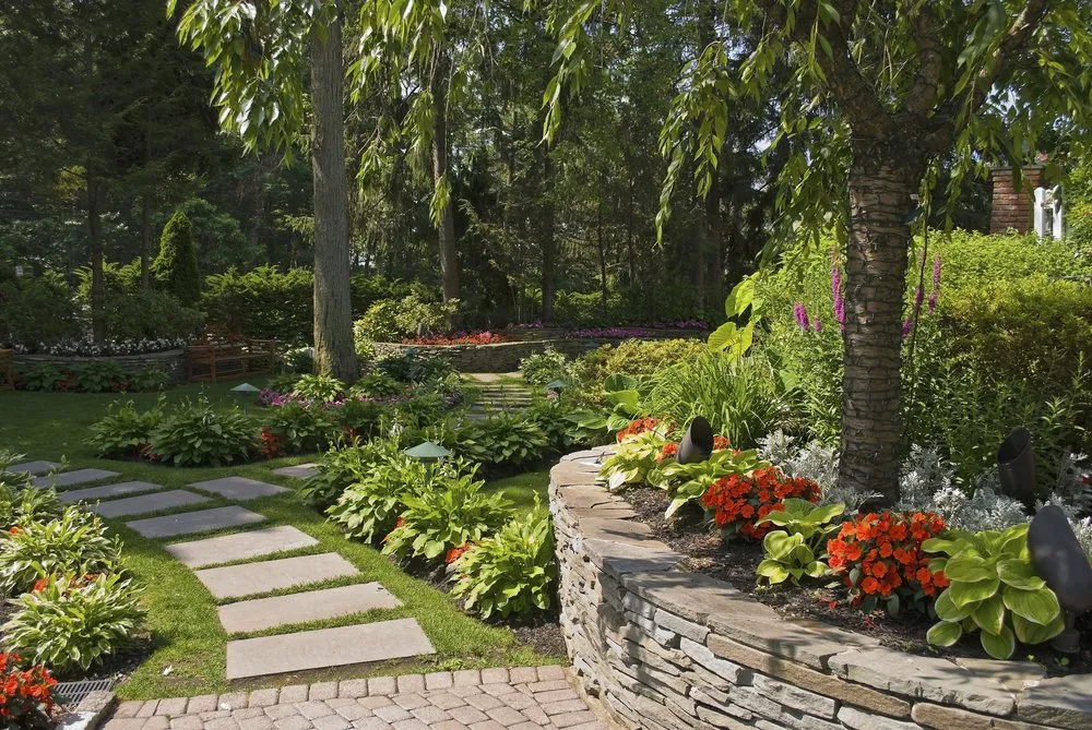 Custom landscape design in Kingsport, TN - The Yard Guys