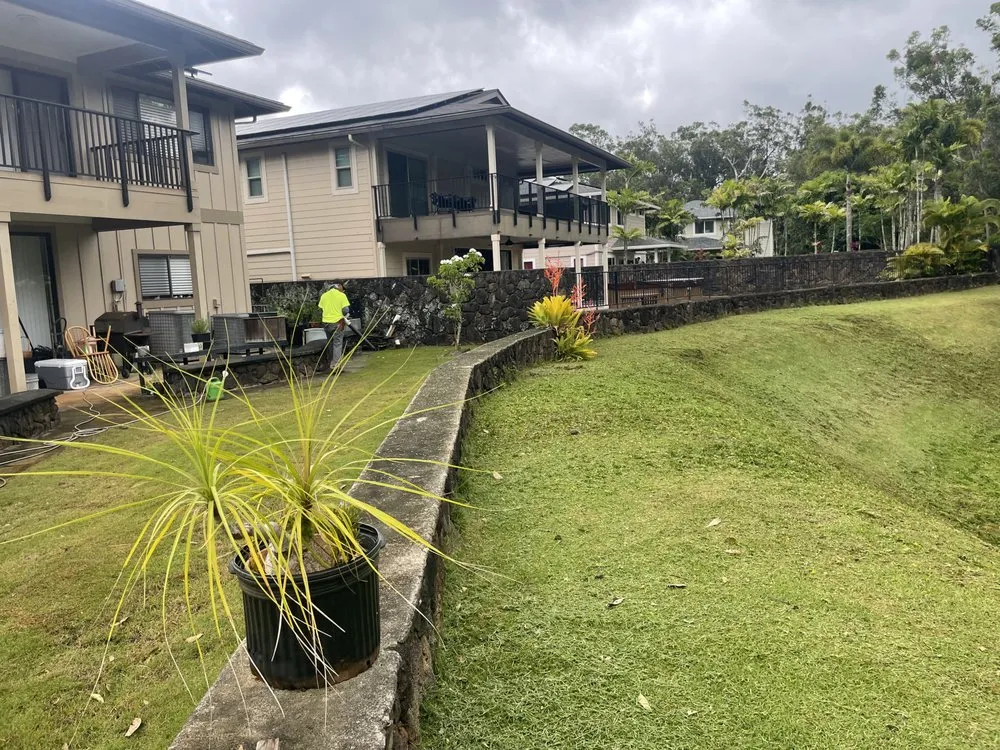 Custom yard maintenance experts serving Pearl City, HI - The Yard Guys