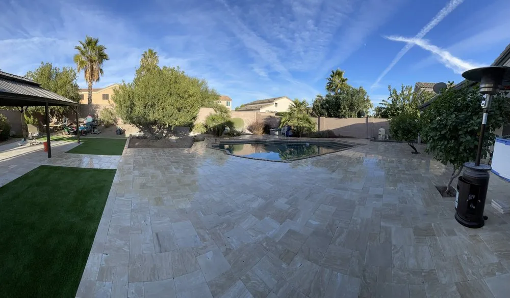 Reliable lawn care service in Mesa, AZ - TheHardworkers
