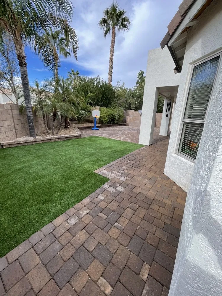 Affordable garden landscaping in Mesa, AZ - TheHardworkers