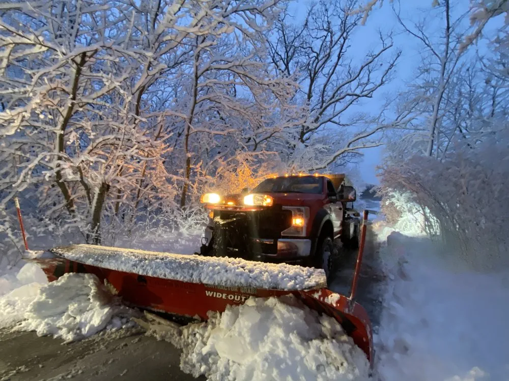 Local yard cleanup service in Elkhorn, WI - Thelen Bros