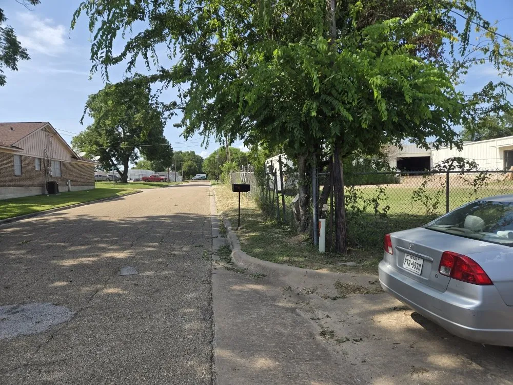 Expert landscape design in Mount Pleasant, TX by Thenicholsfamily