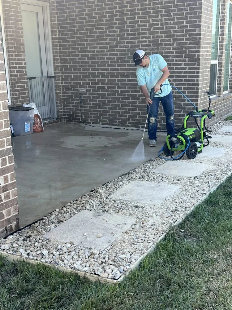 Reliable garden landscaping for year-round maintenance in La Porte, TX by TheYard Boy's