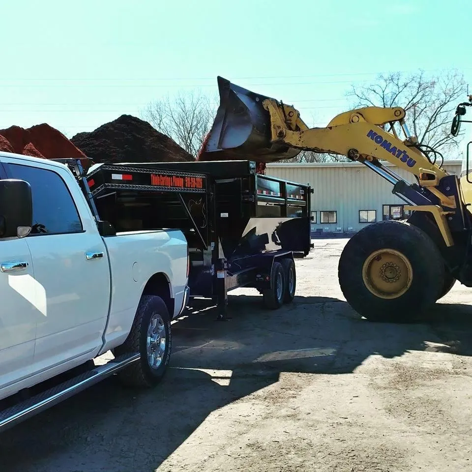 Custom yard cleanup service in Ravena, NY - Thiele Carting