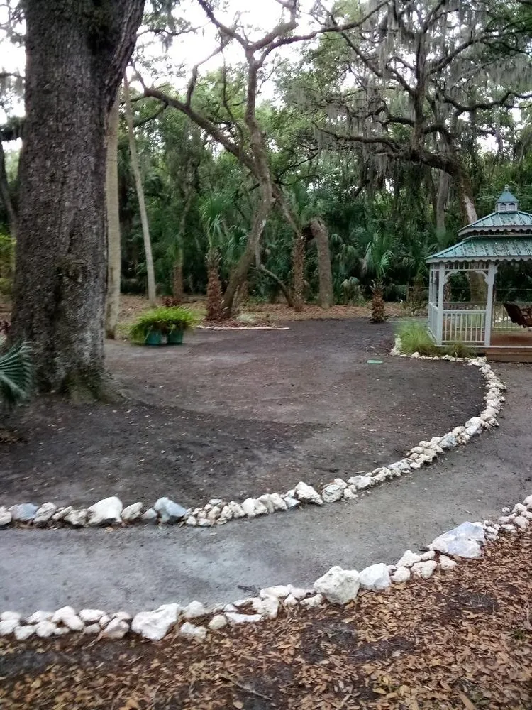 Affordable yard maintenance in Leesburg, FL - Thirsty Root USA