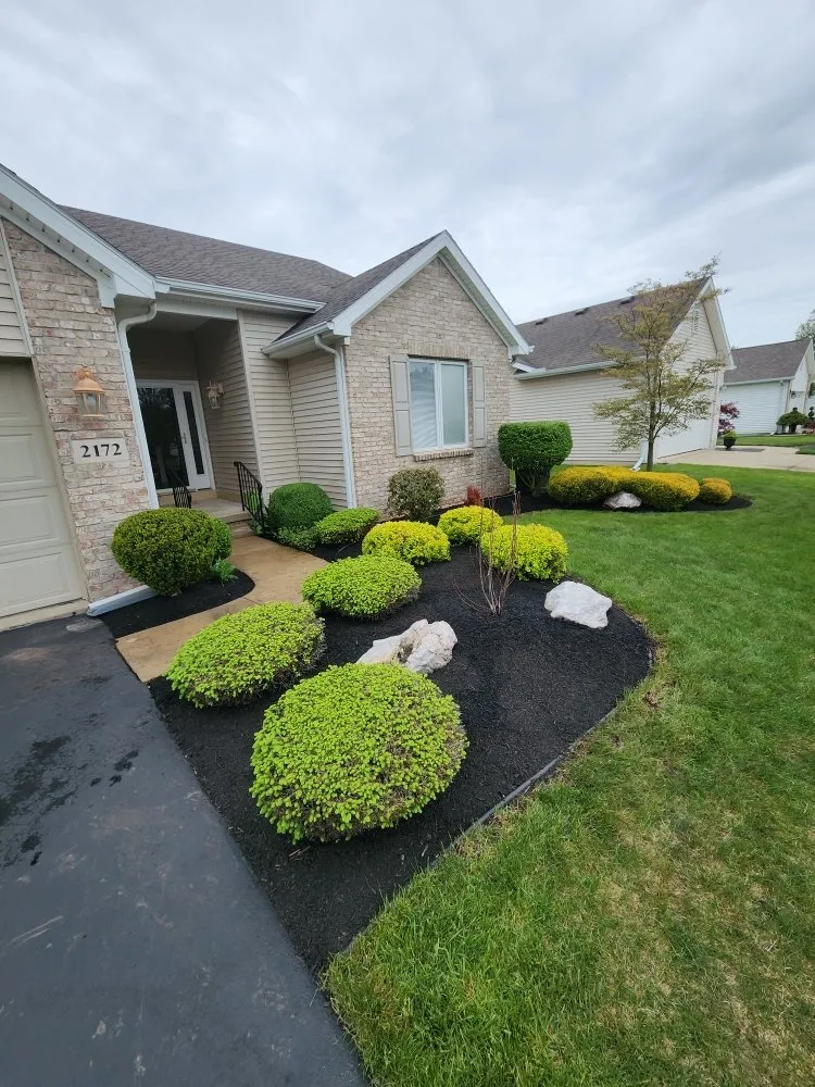 Custom outdoor landscaping near you across Toledo, OH - This N That By Nicole