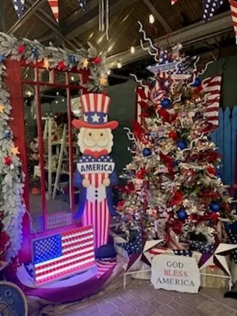 Local outdoor landscaping for beautiful yards in Bourbonnais, IL by Tholens' Landscape & Garden Center