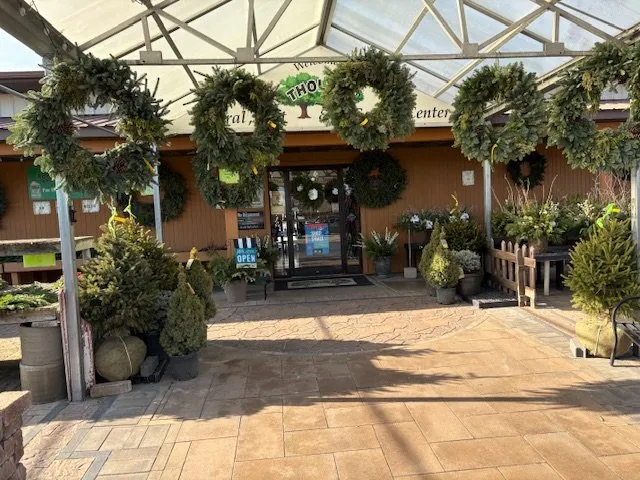 Custom lawn mowing service experts serving Bourbonnais, IL - Tholens' Landscape & Garden Center