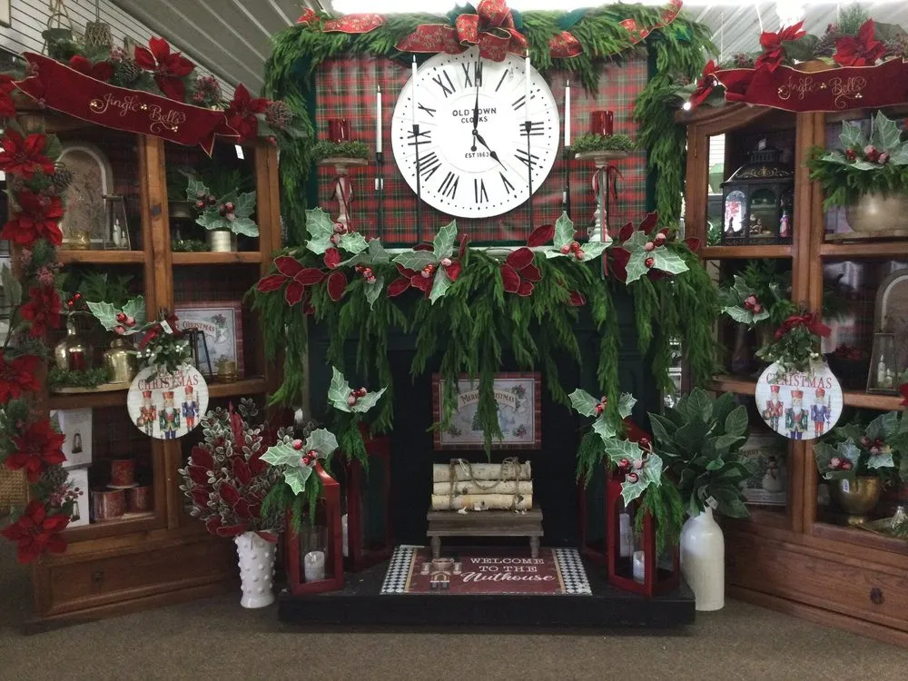 Reliable yard cleanup service for homes in Kankakee, IL by Tholens Landscape & Garden Center