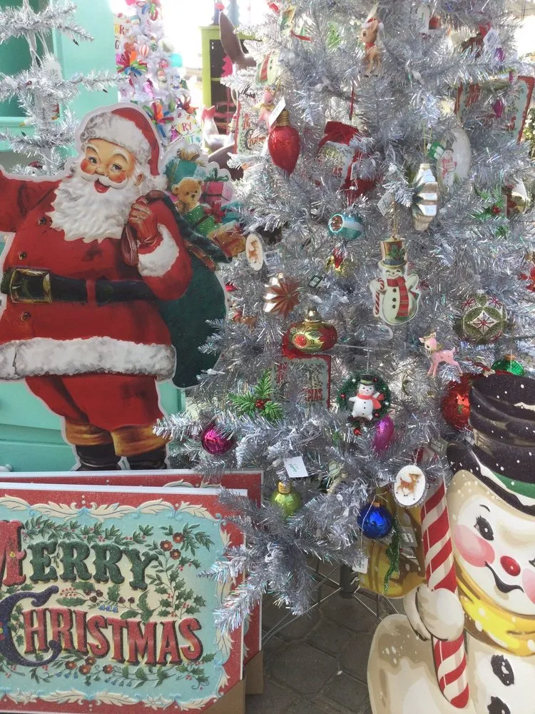 Custom yard maintenance for year-round maintenance in Kankakee, IL by Tholens Landscape & Garden Center