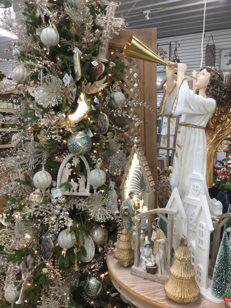 Reliable landscape installation in Kankakee, IL - Tholens Landscape & Garden Center