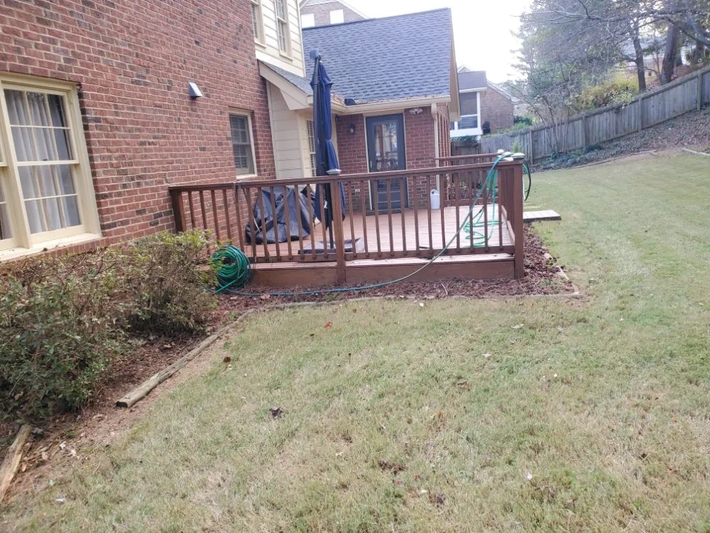 Custom lawn care service experts serving Lilburn, GA - Thomas Affordable Lawn Care