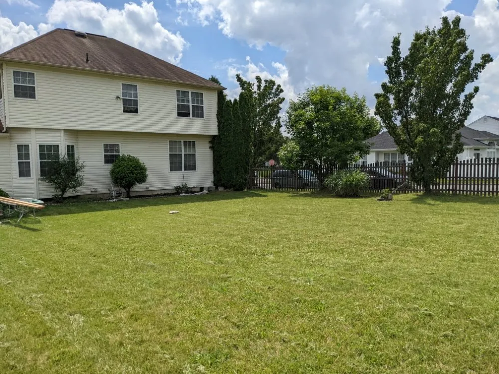 Reliable landscaping services experts serving Marlton, NJ - Thomas and Son Landscaping