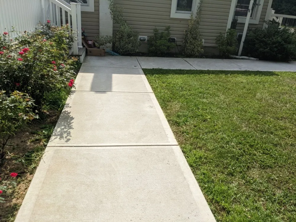 Expert garden landscaping experts serving Marlton, NJ - Thomas and Son Landscaping