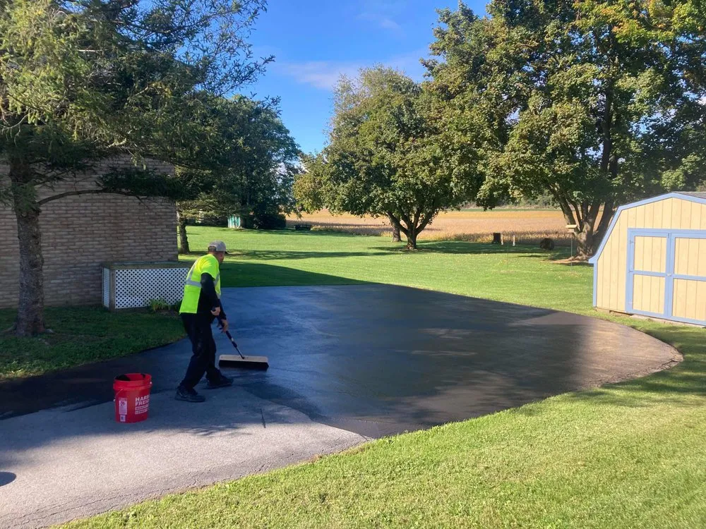 Expert garden landscaping in Clear Spring, MD by Thomas Austin Asphalt Maintenance