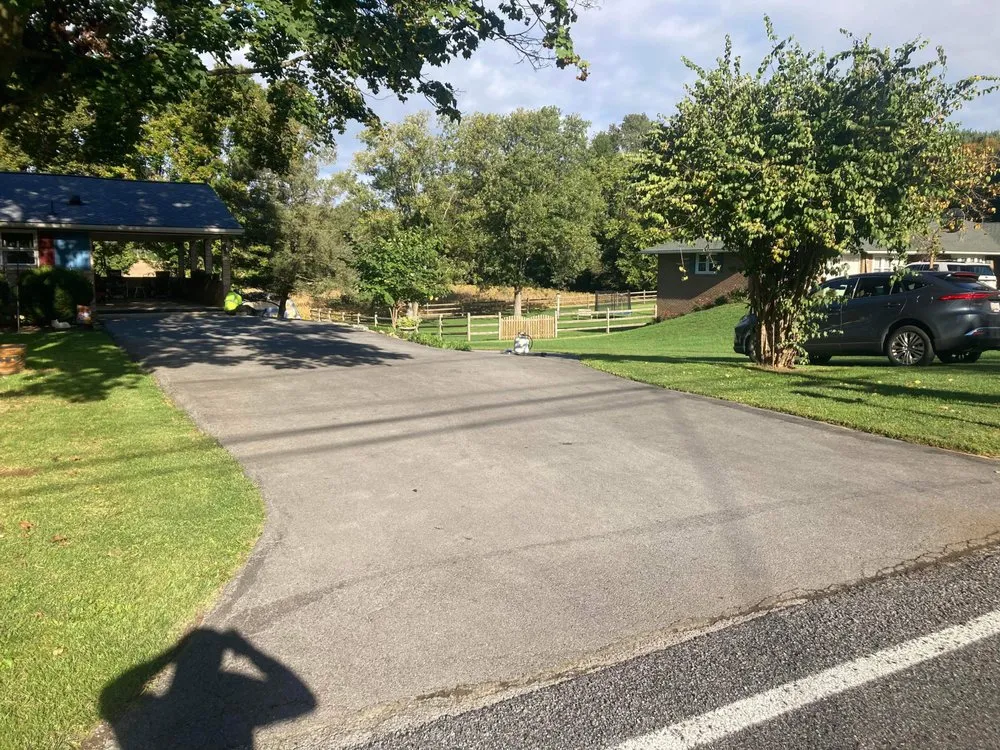 Custom landscaping services experts serving Clear Spring, MD - Thomas Austin Asphalt Maintenance