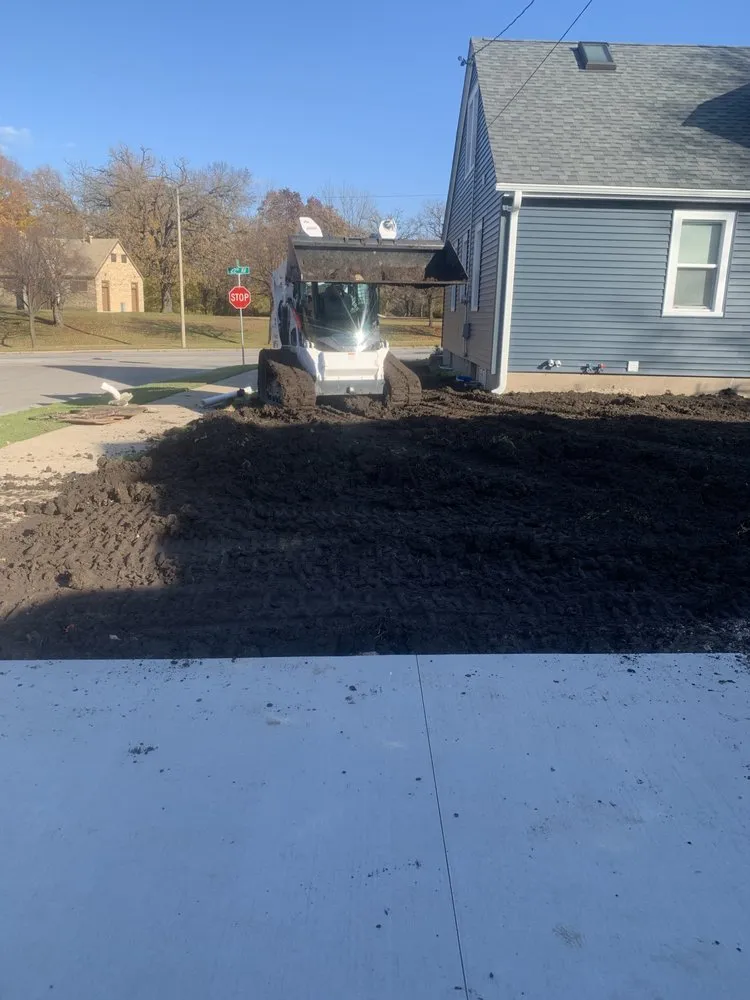 Local landscape design in Kenosha, WI - Thomas Concrete & Landscape