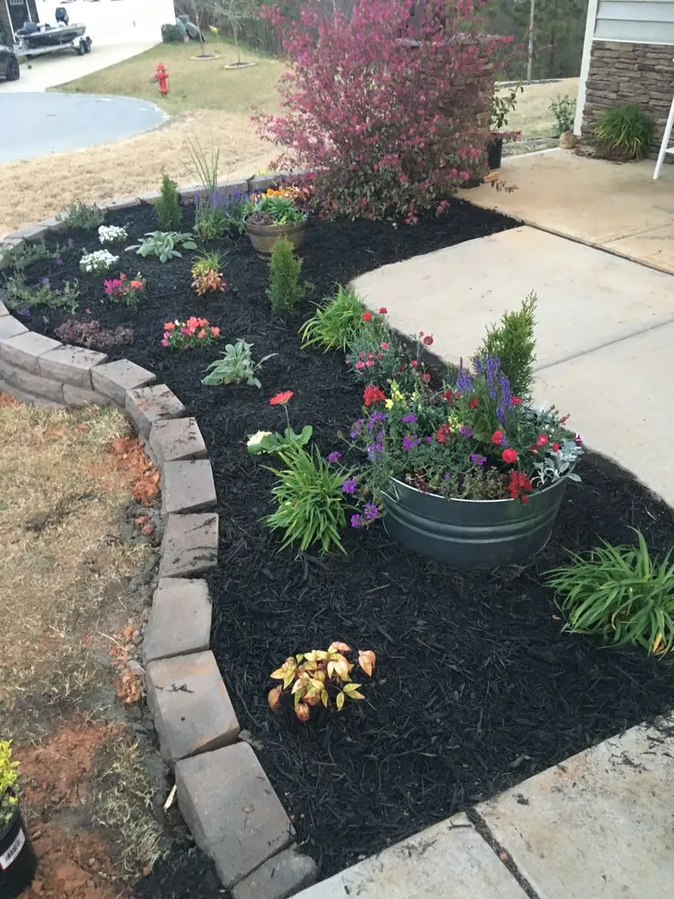 Expert landscaping services in Clayton, NC - Thomas Family Landscaping