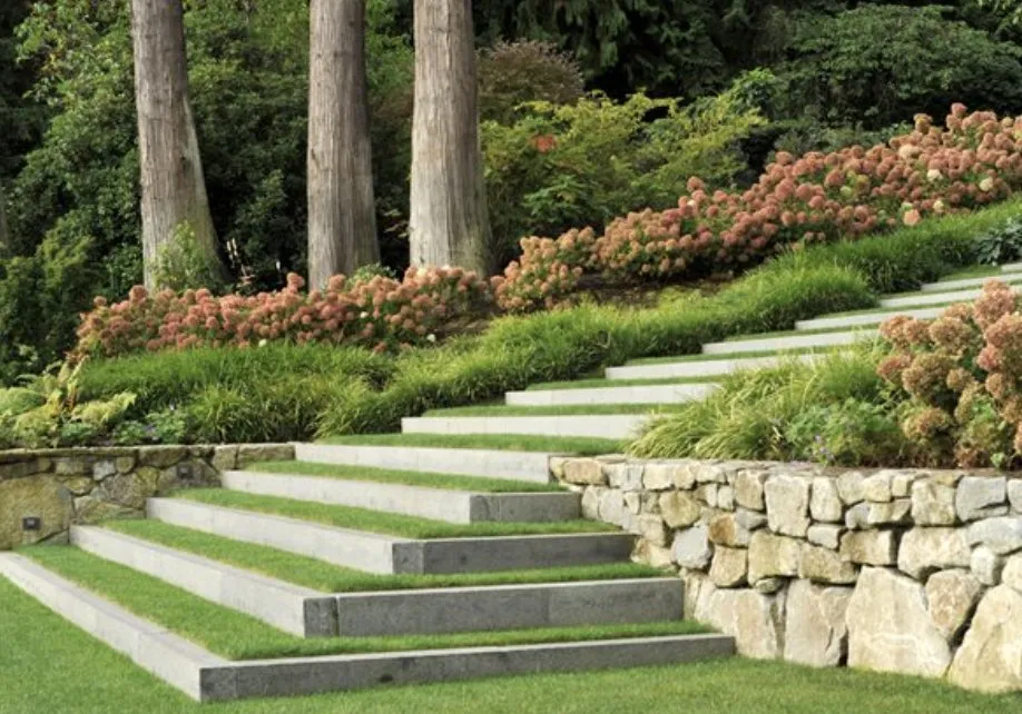 Custom yard cleanup service experts serving Plainville, CT - Thomas-Hill Lawncare & Landscaping