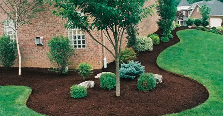 Custom garden landscaping experts serving Plainville, CT - Thomas-Hill Lawncare & Landscaping