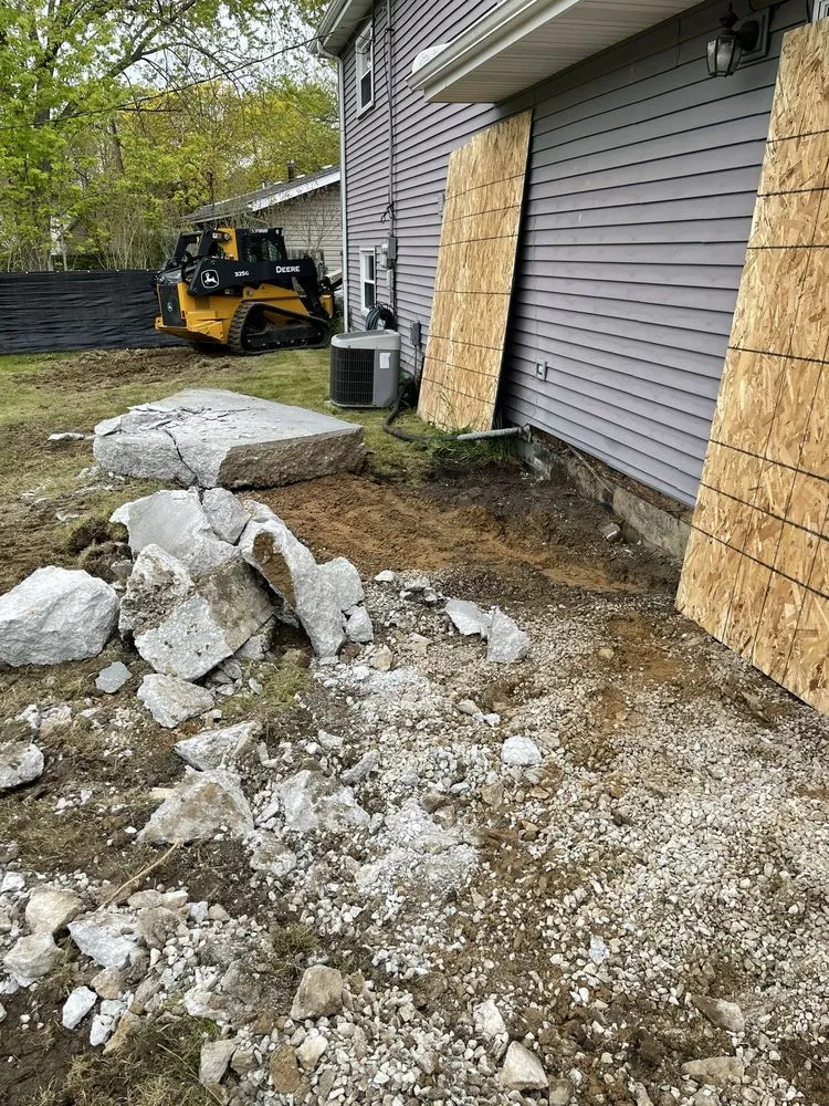 Expert garden landscaping in Valparaiso, IN by Thomas Land Services