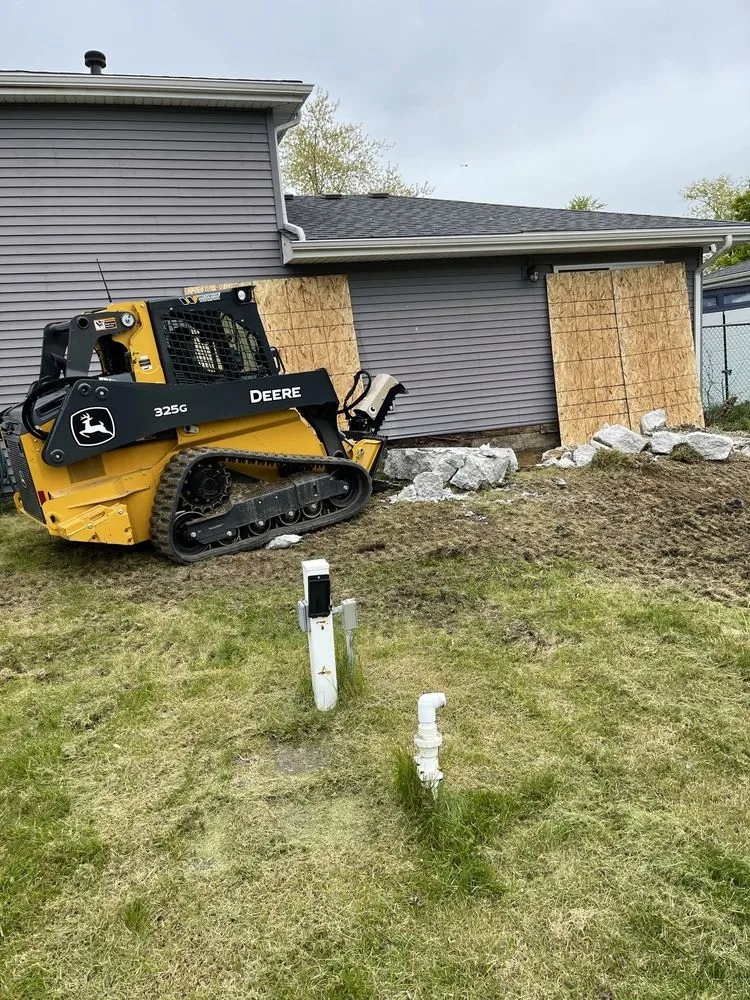 Expert landscaping services experts serving Valparaiso, IN - Thomas Land Services