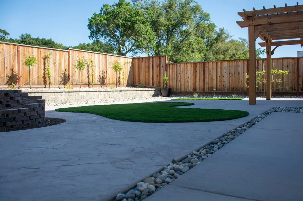 Affordable lawn mowing service experts serving Healdsburg, CA - Thomas Landscapes