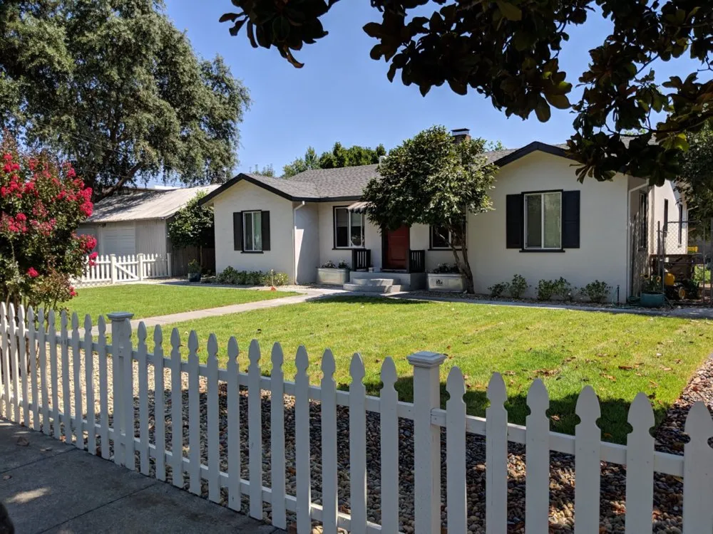 Expert yard cleanup service near you across Healdsburg, CA - Thomas Landscapes