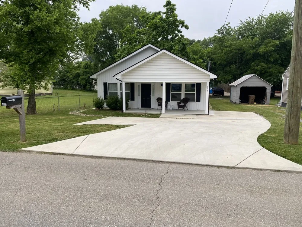 Top-rated landscape installation experts serving Knoxville, TN - Thomas Landscaping