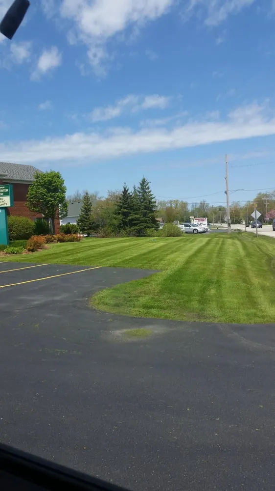 Reliable yard cleanup service experts serving Racine, WI - Thomas Lawn & Landscape