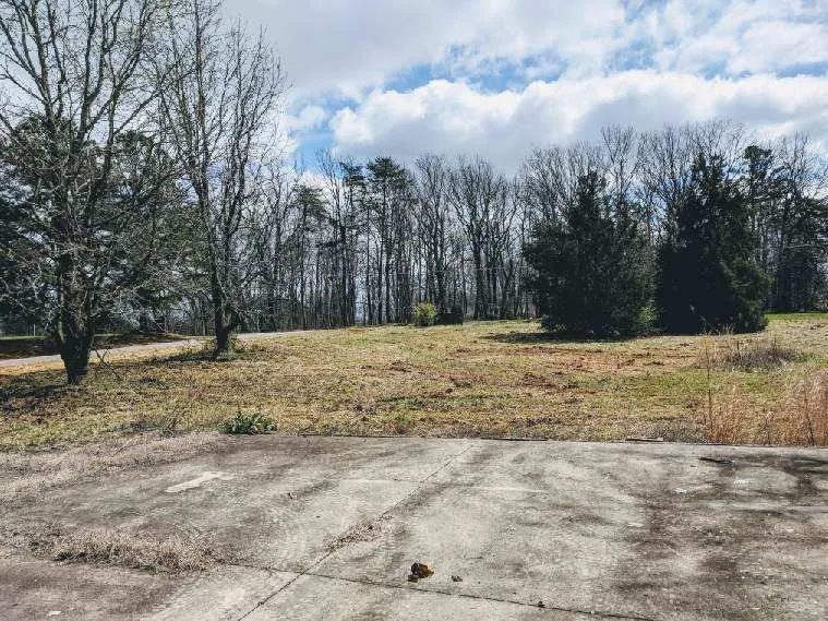 Reliable landscape installation experts serving Bessemer City, NC - Thomas Lawn & Landscaping