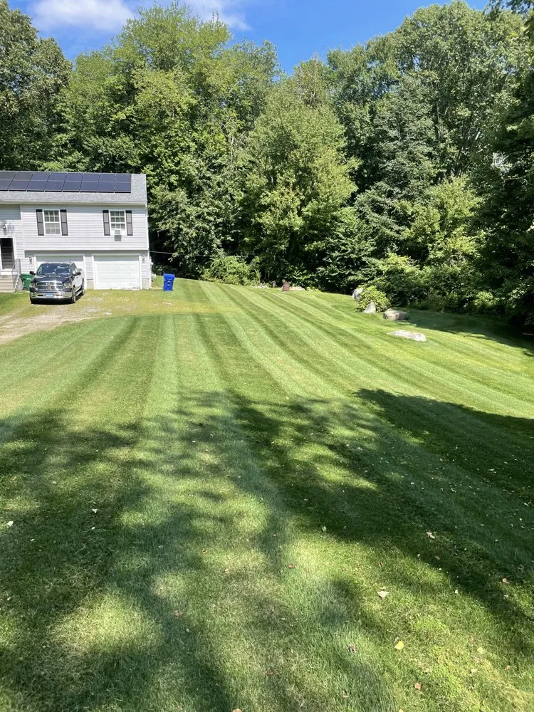 Top-rated lawn mowing service near you across Salem, CT - Thomas Lawn Care