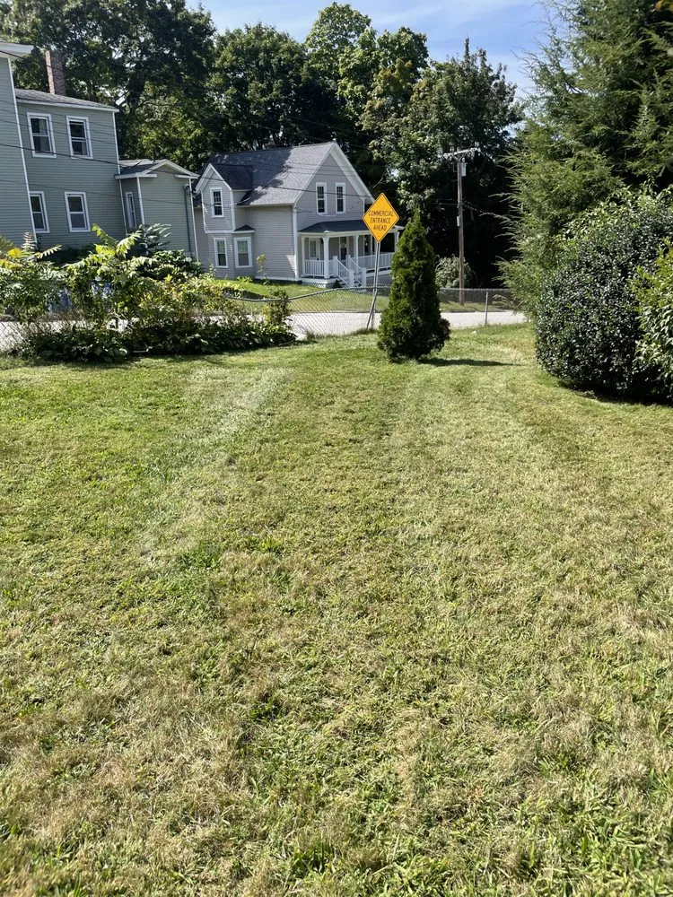 Custom garden landscaping for residential properties in Salem, CT by Thomas Lawn Care