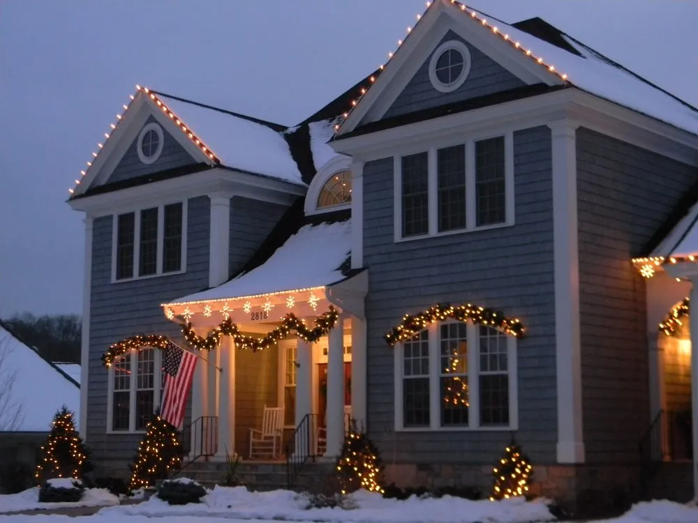 Trusted landscape installation experts serving Eau Claire, WI - Thomas Leigh Decorators