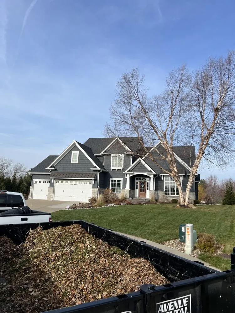 Local outdoor landscaping in Davenport, IA - Thompson Acres