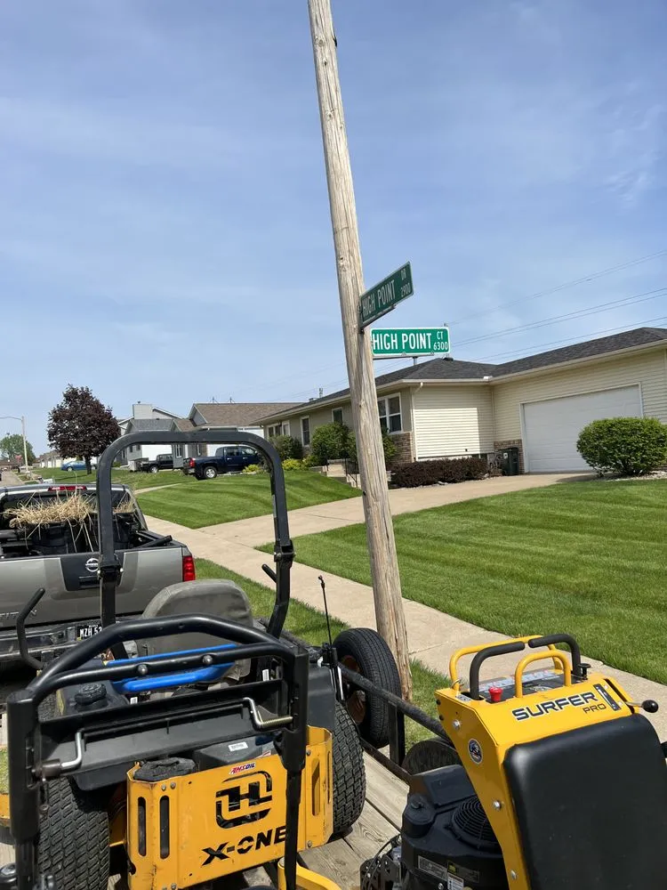 Reliable outdoor landscaping for outdoor upgrades across Davenport, IA - Thompson Acres