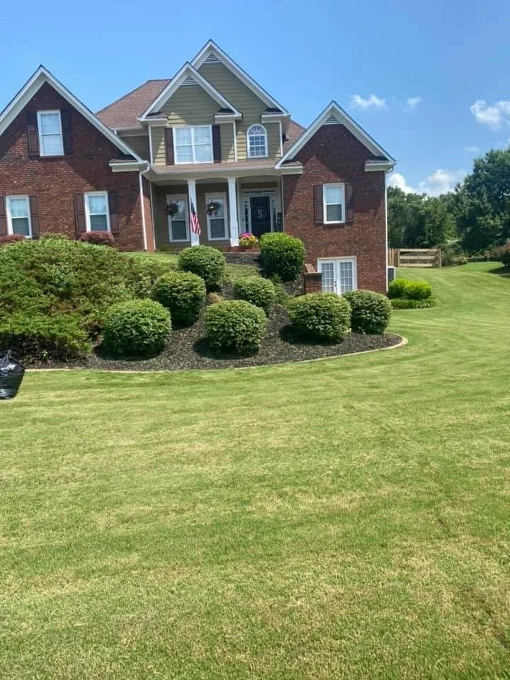 Affordable lawn care service for homes across Holly Springs, GA - Thompson Landscape