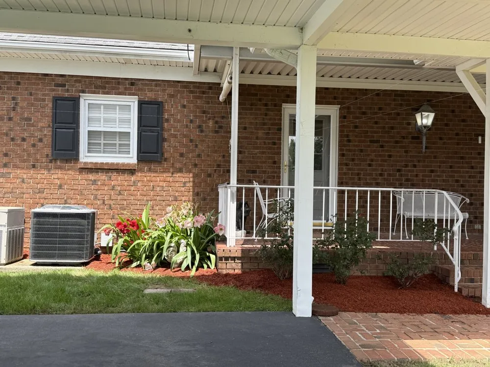 Professional garden landscaping in Rocky Mount, NC - Thompson Lawn And Landscape