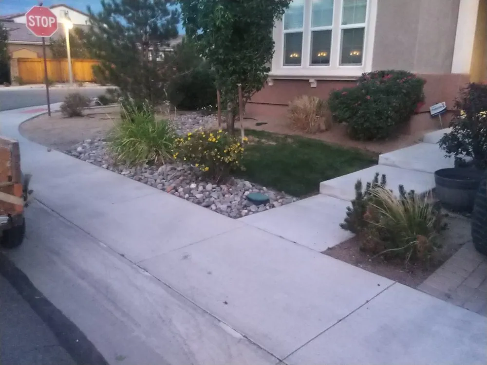 Custom garden landscaping for residential properties in Reno, NV by Thompson Lawn care