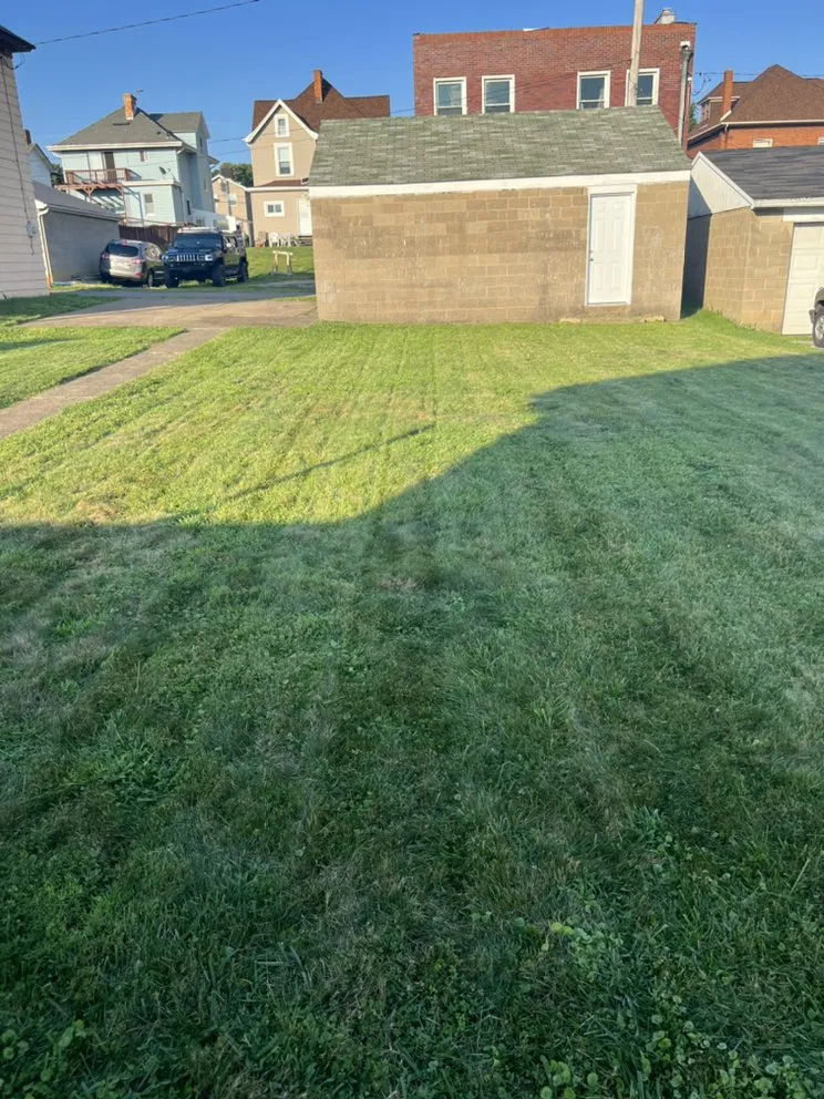 Reliable landscape design for year-round maintenance in Monaca, PA by Thompson lawn service