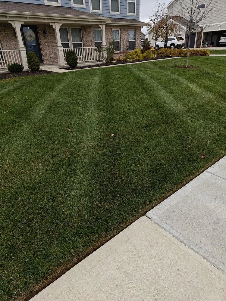 Expert garden landscaping in Fountaintown, IN - Thompson Lawn Services