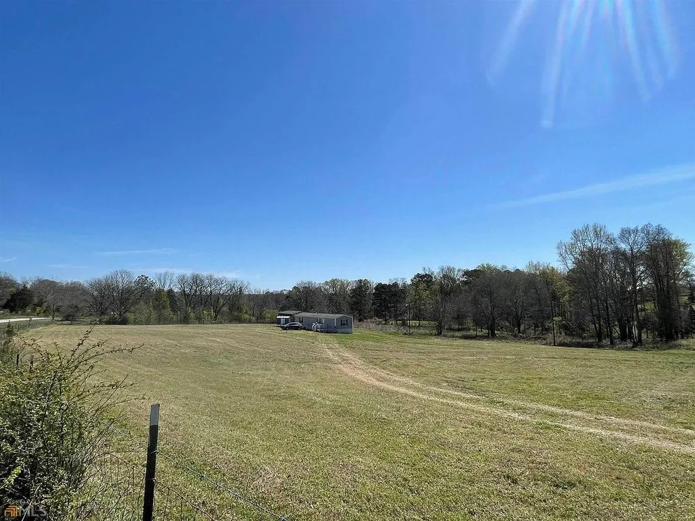 Reliable garden landscaping in Edmond, OK by Thompson Outdoors