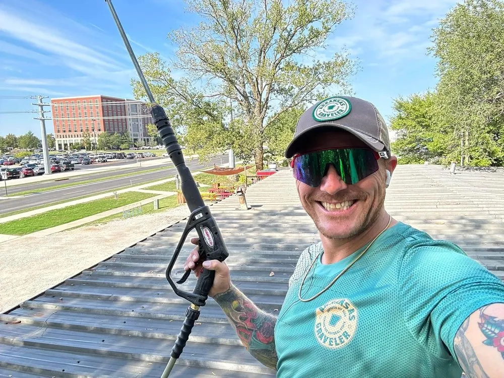 Local yard cleanup service experts serving Bella Vista, AR - Thompson Projects and Productions