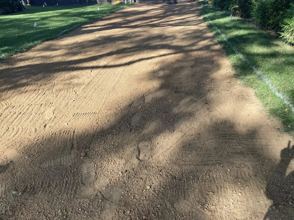 Professional residential landscaping for beautiful yards in Russellville, KY by Thompsons Landscaping