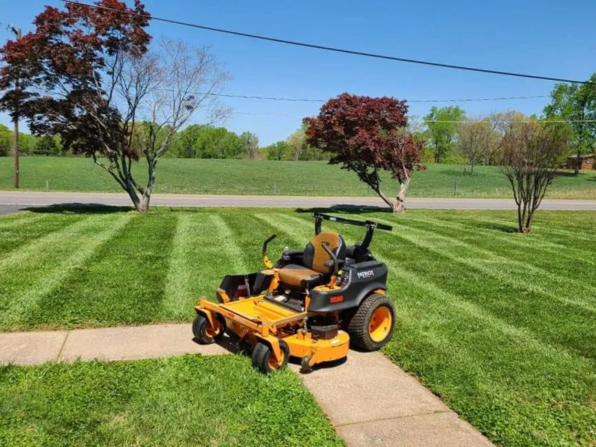 Top-rated garden landscaping in Reidsville, NC by Thompson's Lawn Maintenance