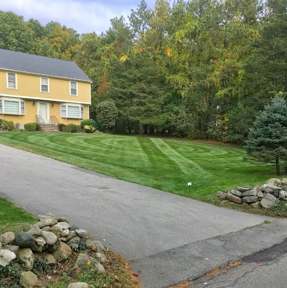 Affordable garden landscaping experts serving Shrewsbury, MA - Thoren Lawn & Tree