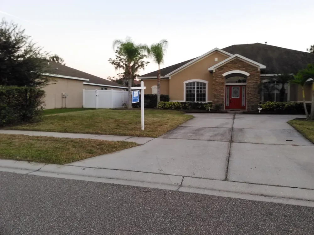 Trusted yard maintenance in Seffner, FL by Thornley's Affordable Home Service