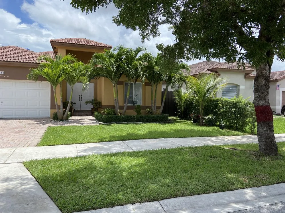 Professional landscaping services in Homestead, FL by Thoth Corp