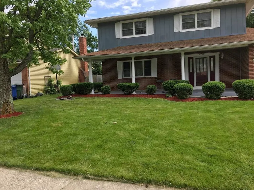 Custom lawn mowing service experts serving Westerville, OH - THR Landscaping